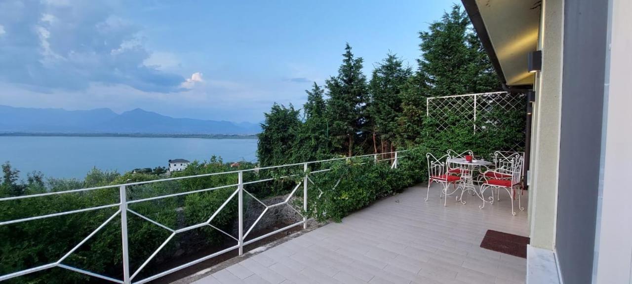 Shiroka Lake Home Екстер'єр фото